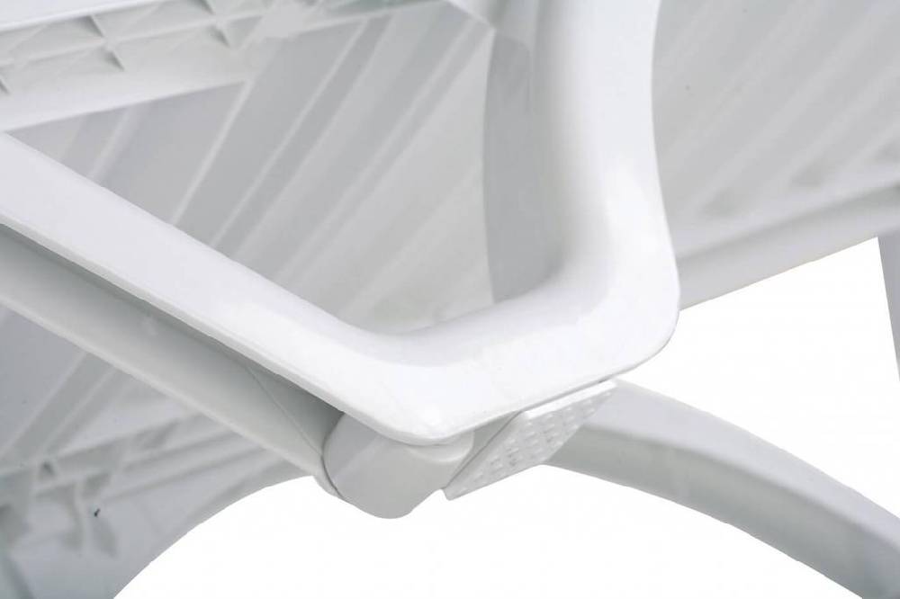 Шезлонг-лежак пластиковый, Aqua, 1870x500x300 мм,  белый